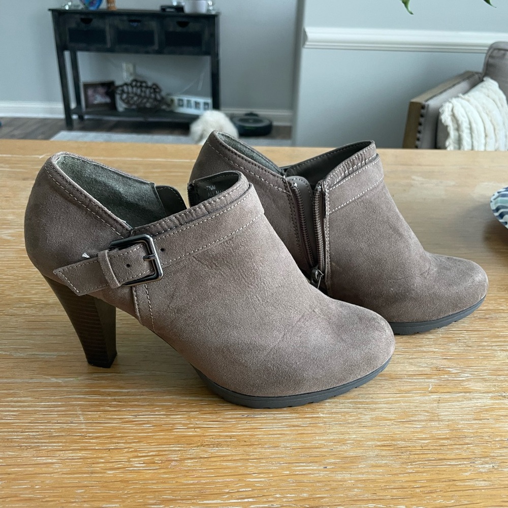 Elegant Brown Ankle Booties with Buckle Detail
